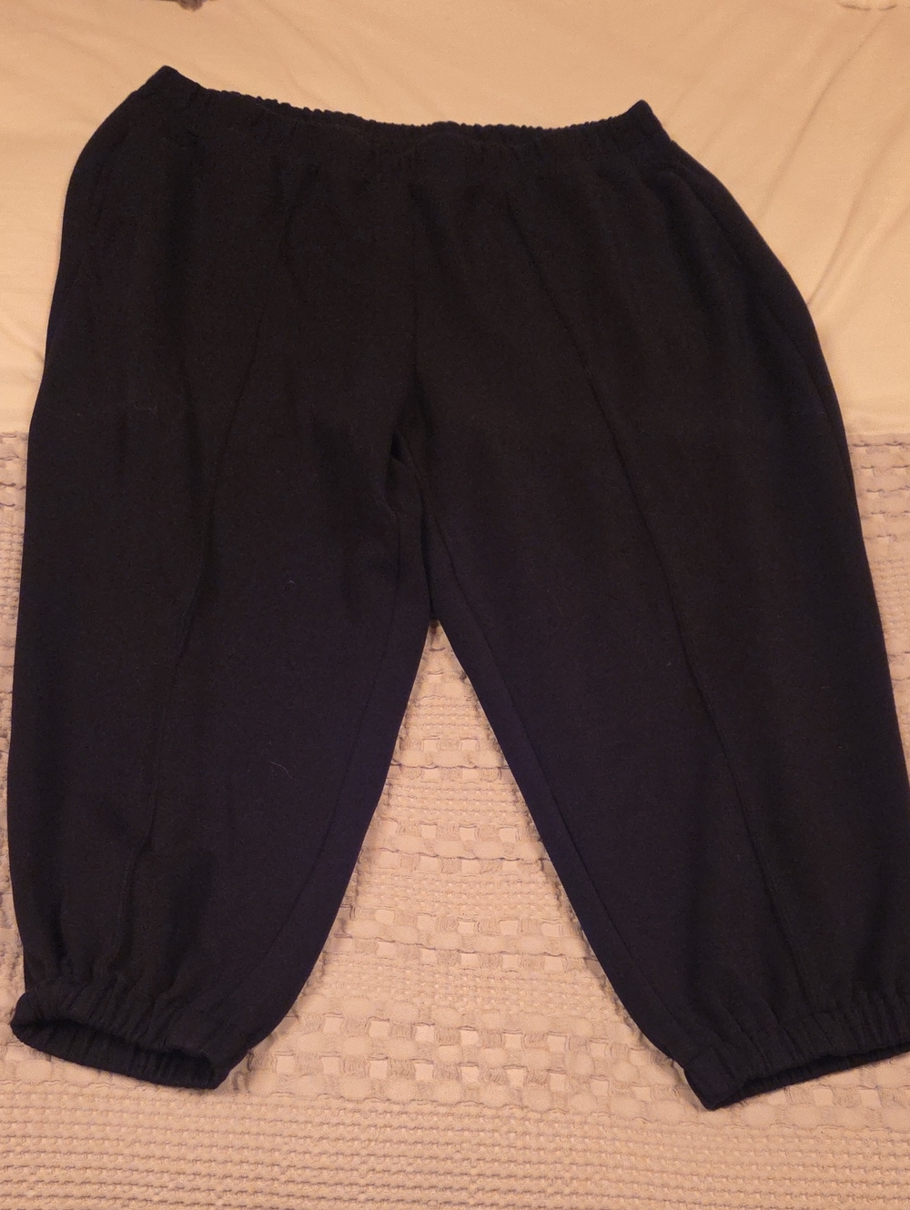 Elastic-Waist Black Pull-On Bottoms 20P